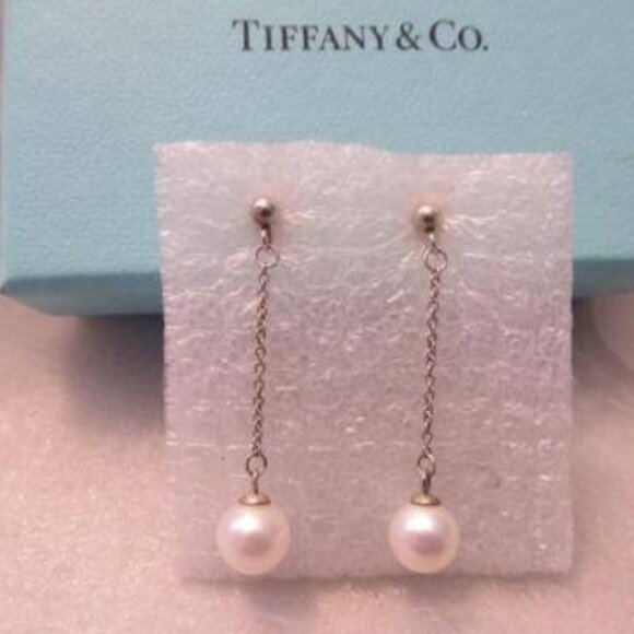 Rare, Authentic Tiffany & Co. Ziegfeld Collection Sterling Silver Pearl Earrings - Picture 3 of 4